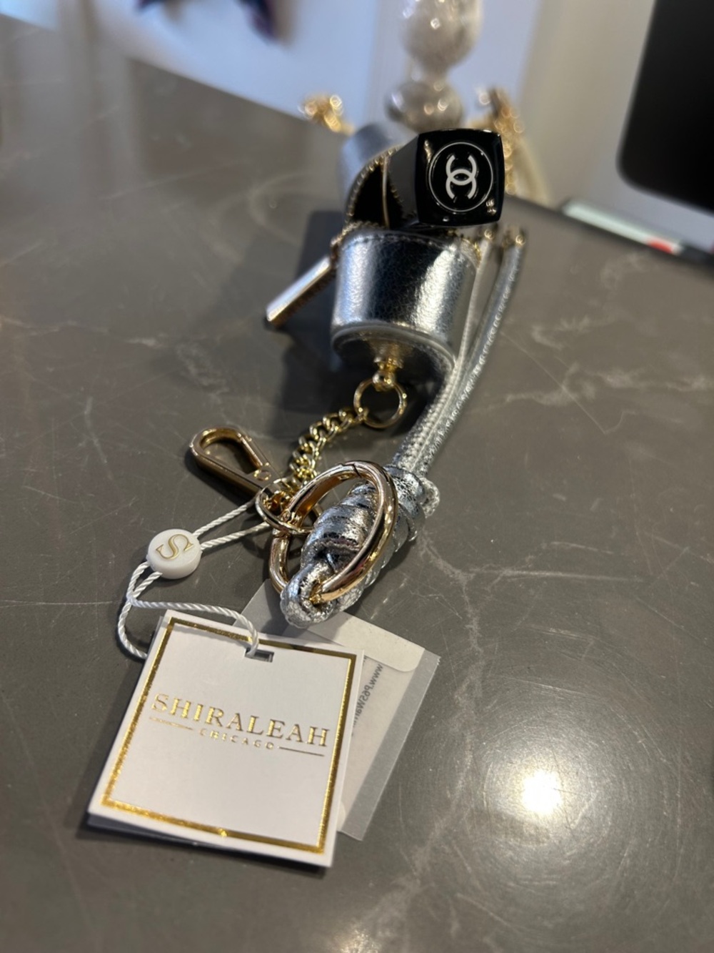 Shiraleah Silver Metallic Lipstick Holder 💄 Charm Keychain with Gold Hardware - Picture 3 of 9